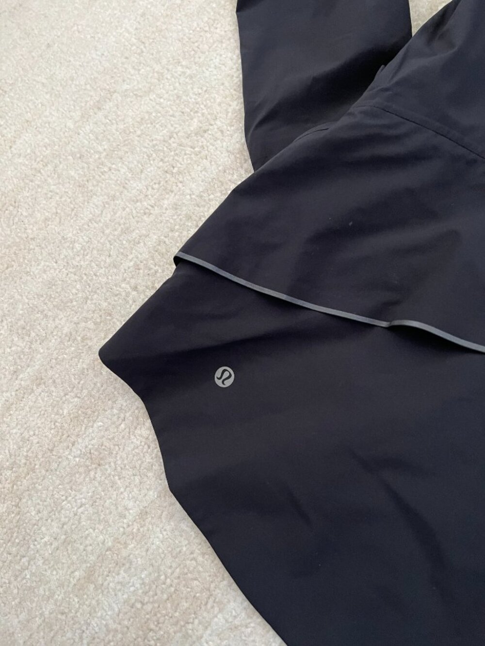 Lululemon Runaway Zip Up Hooded Windbreaker Jacket 4 - Picture 9 of 13